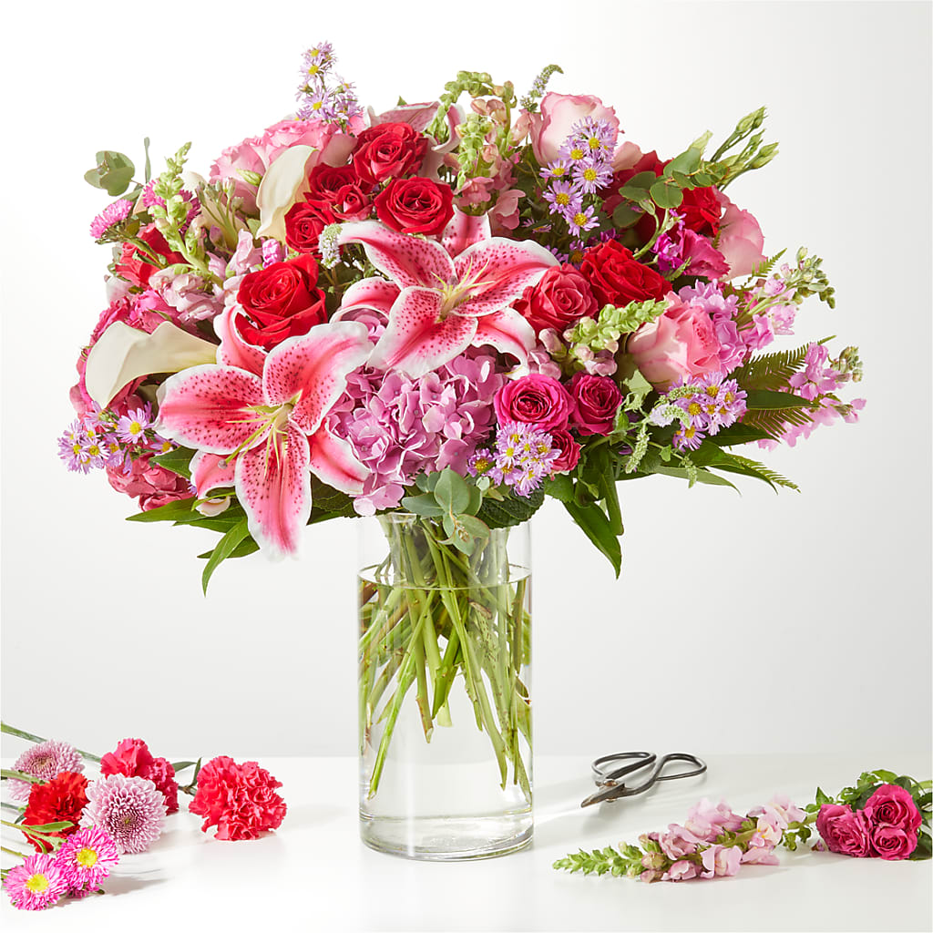 Swooning Over You - A Luxury Florist Original – BURNETT'S FLOWERS & GIFTS, Tulsa OK