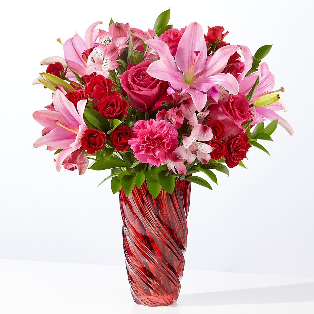 In Love Bouquet with Luxe Swirl Vase – BURNETT'S FLOWERS & GIFTS, Tulsa OK