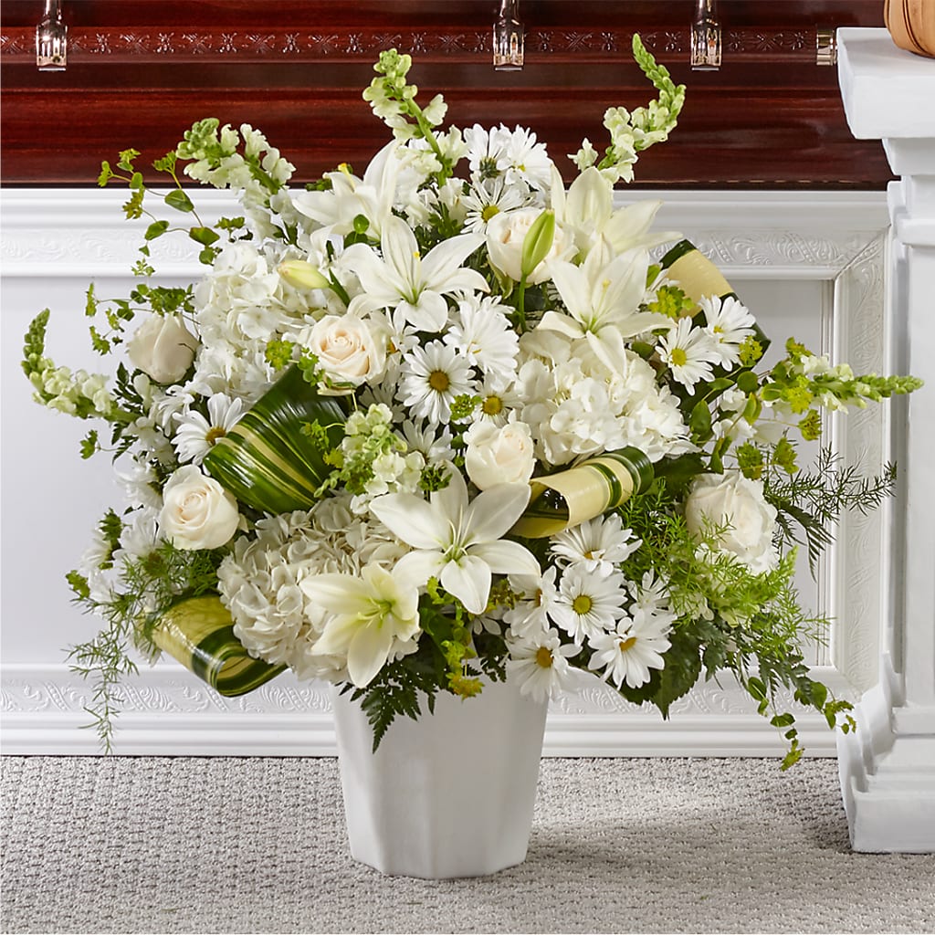 Thoughts of Tranquility Floor Basket – BURNETT'S FLOWERS & GIFTS, Tulsa OK