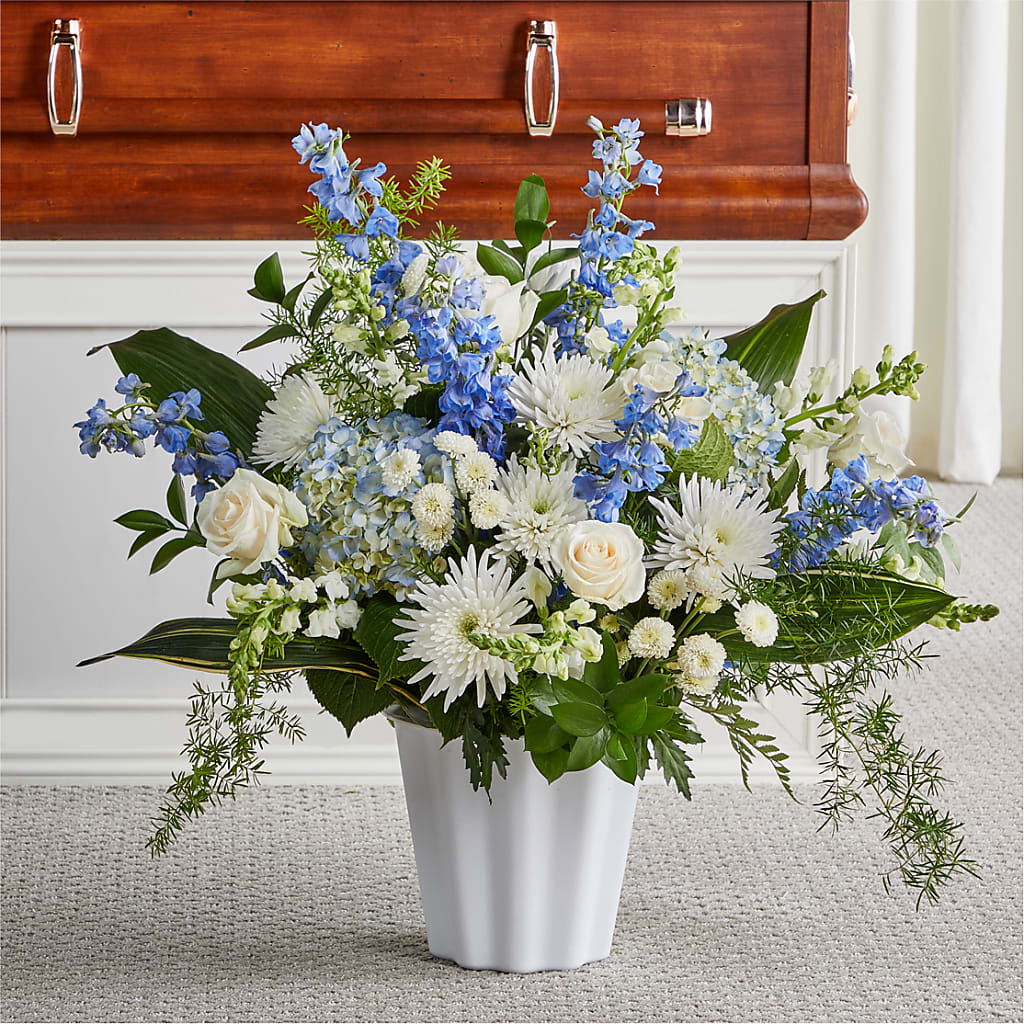 Everlasting Memories Floor Basket – BURNETT'S FLOWERS & GIFTS, Tulsa OK