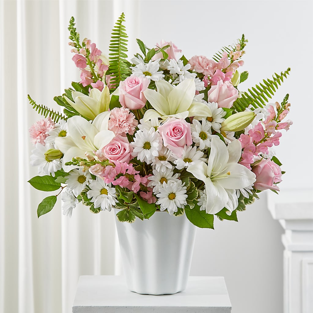 Soft Touch Tabletop Basket – BURNETT'S FLOWERS & GIFTS, Tulsa OK