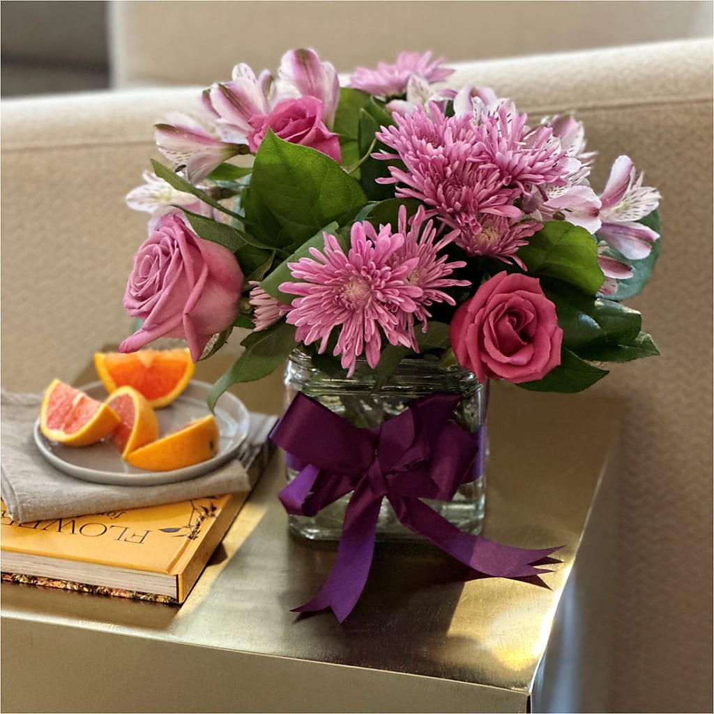 Sugarplum Bouquet – BURNETT'S FLOWERS & GIFTS, Tulsa OK