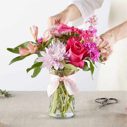 Pink Ribbon - A Florist Original – BURNETT'S FLOWERS & GIFTS, Tulsa OK