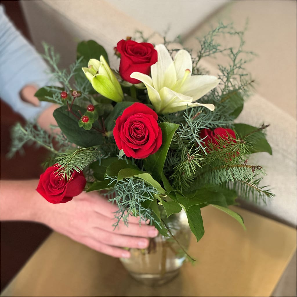 Glittering Lights Bouquet – BURNETT'S FLOWERS & GIFTS, Tulsa OK