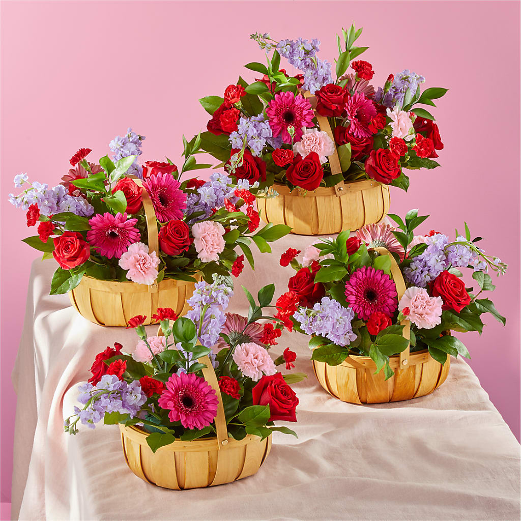 Pink Picnic Basket – BURNETT'S FLOWERS & GIFTS, Tulsa OK