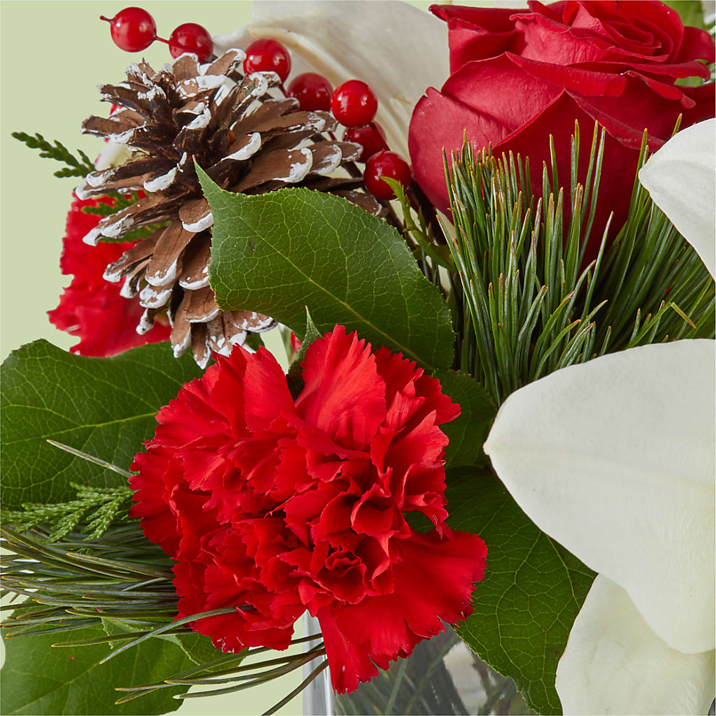 Glistening Icicles Bouquet – BURNETT'S FLOWERS & GIFTS, Tulsa OK