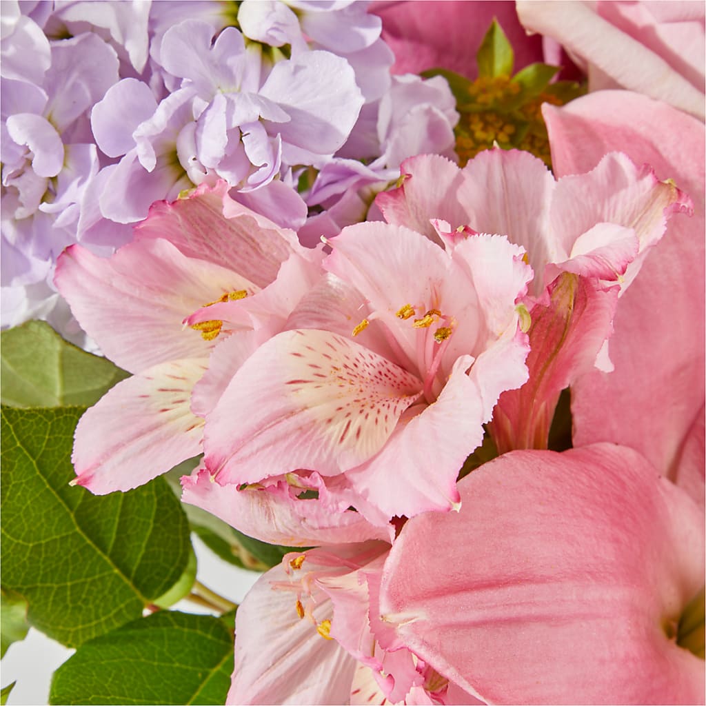 The Crown Jewel Bouquet – BURNETT'S FLOWERS & GIFTS, Tulsa OK