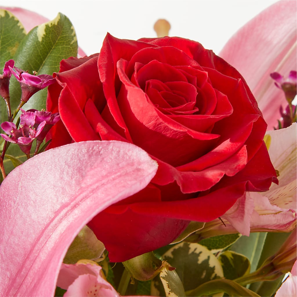 Lucky in Love Bouquet – BURNETT'S FLOWERS & GIFTS, Tulsa OK