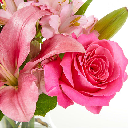 Lots of Love Bouquet – BURNETT'S FLOWERS & GIFTS, Tulsa OK