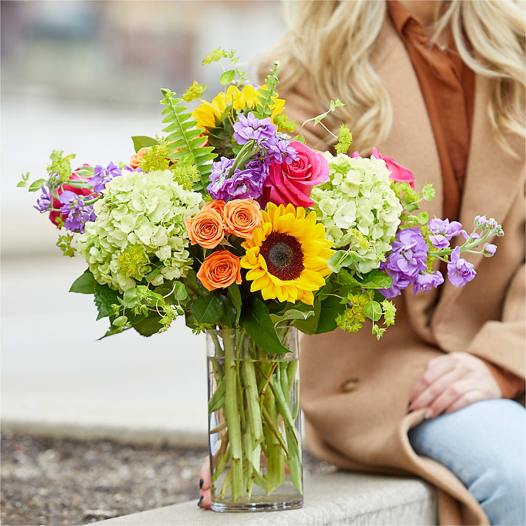Vibrant Greetings Bouquet – BURNETT'S FLOWERS & GIFTS, Tulsa OK