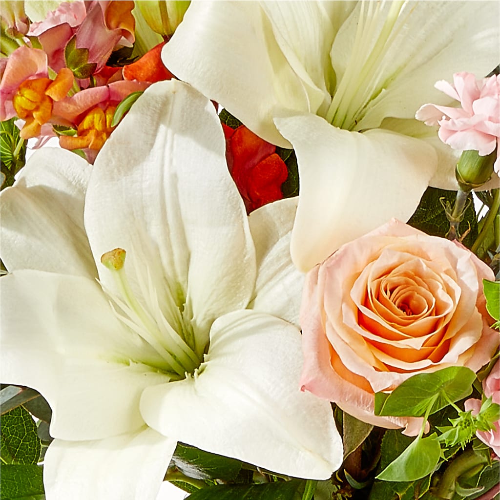 Grapefruit Splash Bouquet – BURNETT'S FLOWERS & GIFTS, Tulsa OK