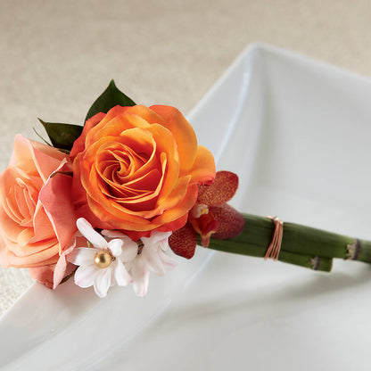 Sunset Dream Boutonniere – BURNETT'S FLOWERS & GIFTS, Tulsa OK